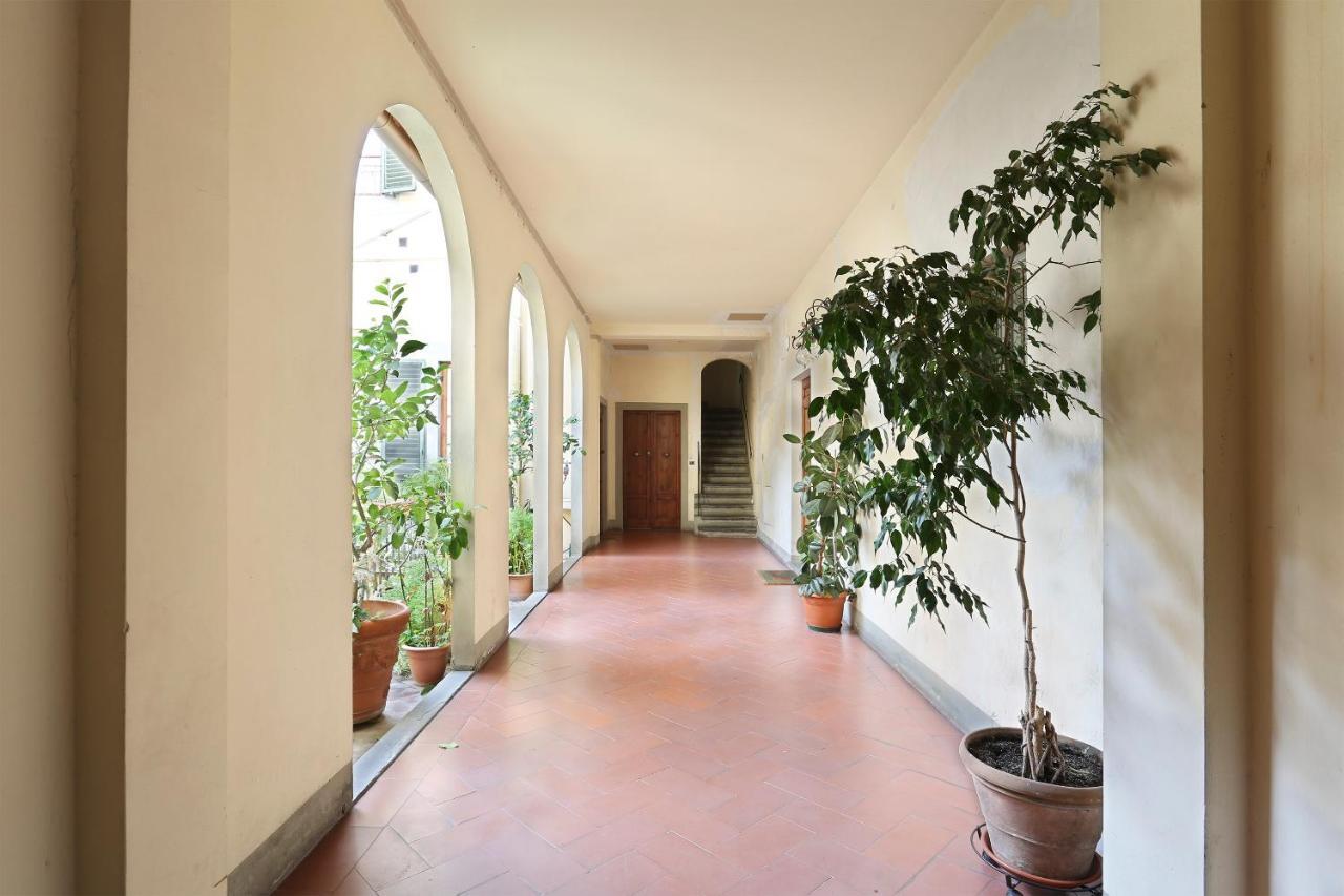 Apt. Ocra - Pauline Suites, Palazzo Borghese Флоренция Экстерьер фото